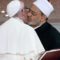 Papst Imam Kuss