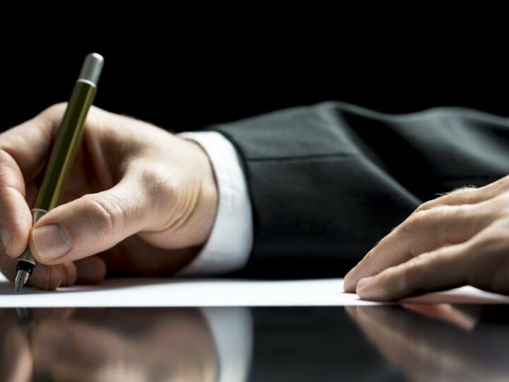 Dokument-Unterschrift