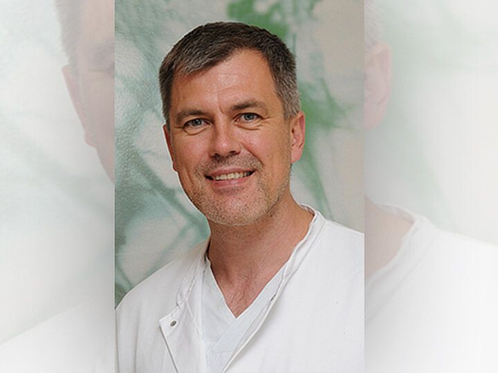 Dr. Robert Kleinstäuber